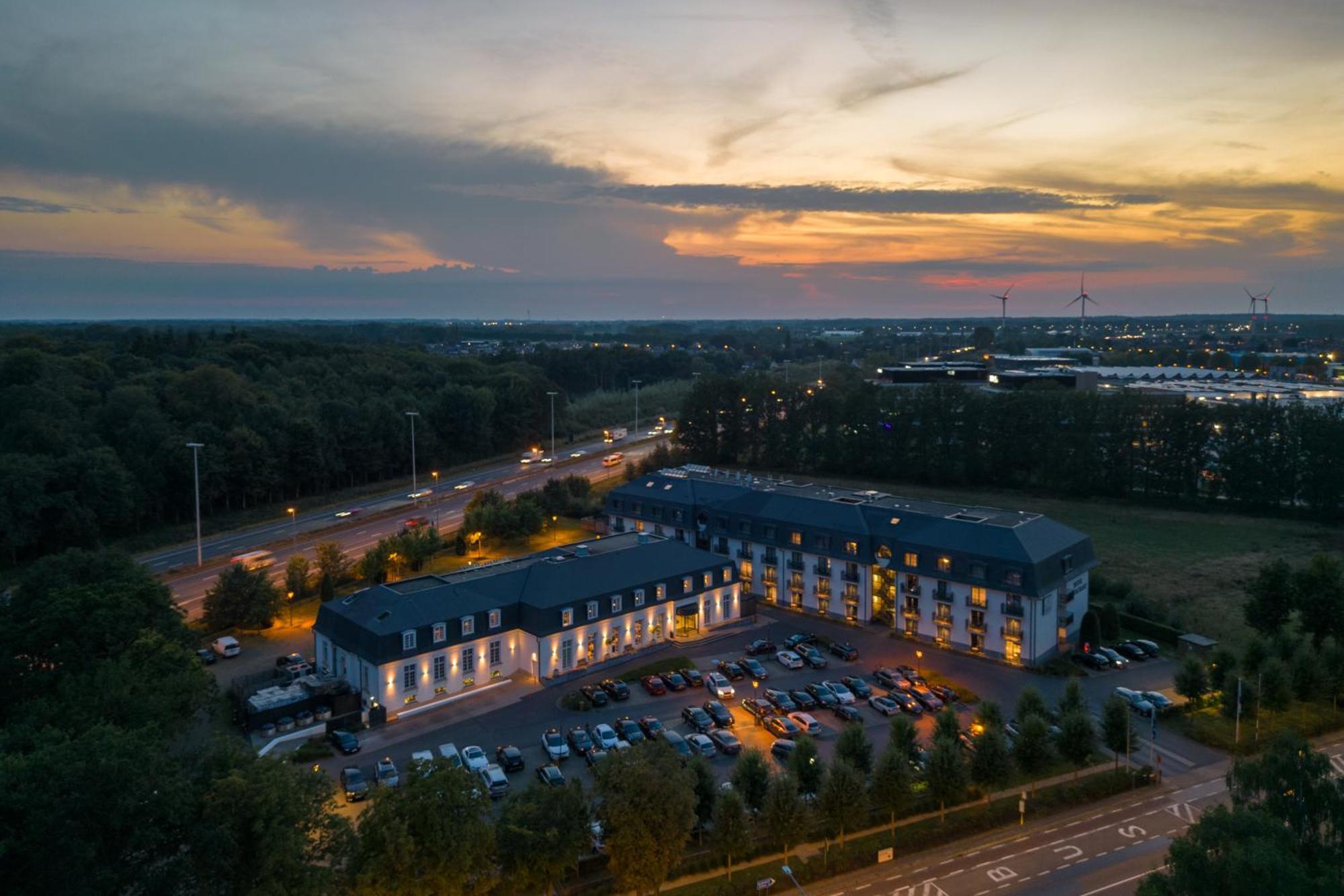 Van Der Valk Hotel Brugge Oostkamp Exterior photo